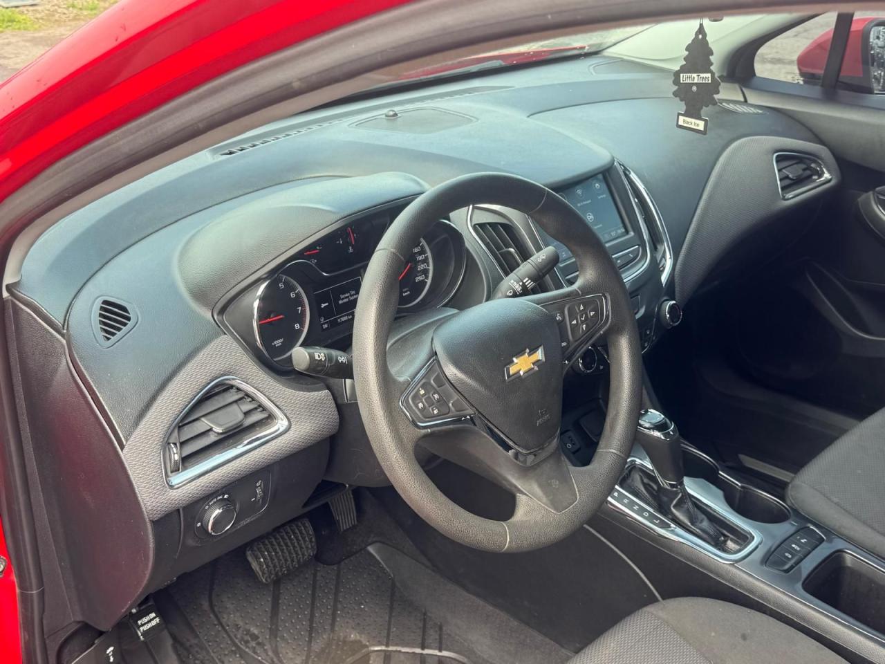 2019 Chevrolet Cruze LT, ONLY 111KMS, WELL SERVICED, CERTIFIED - Photo #10