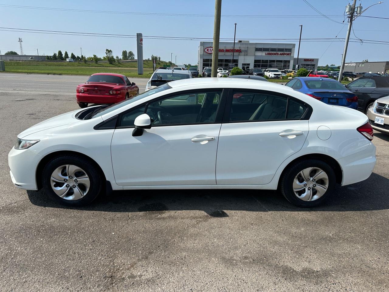 2013 Honda Civic LX, AUTO, SEDAN, ONLY 67KMS, LOW KMS, CERT - Photo #2