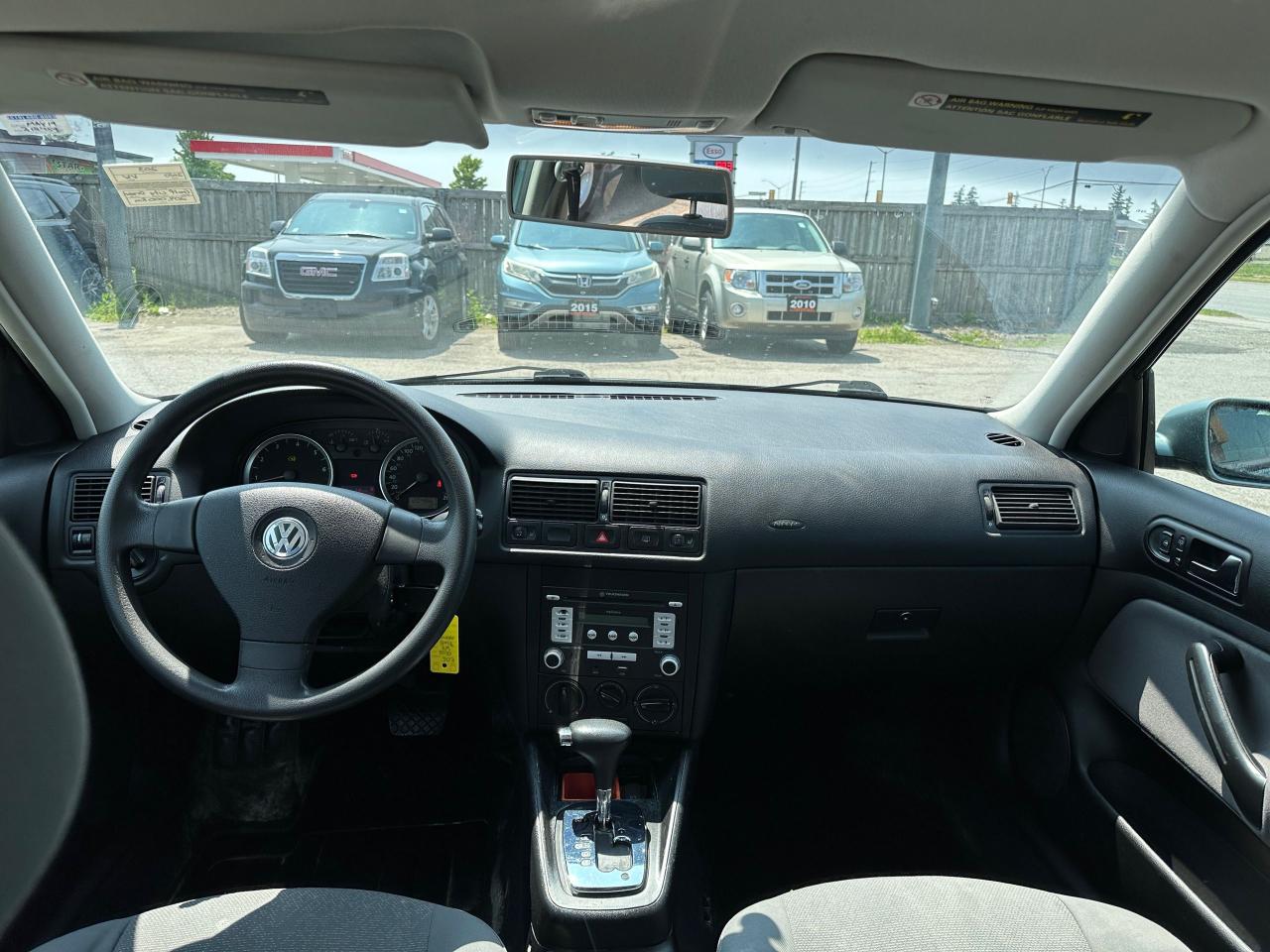 2010 Volkswagen City Golf CITY GOLF, VERY CLEAN, CERTIFED - Photo #18
