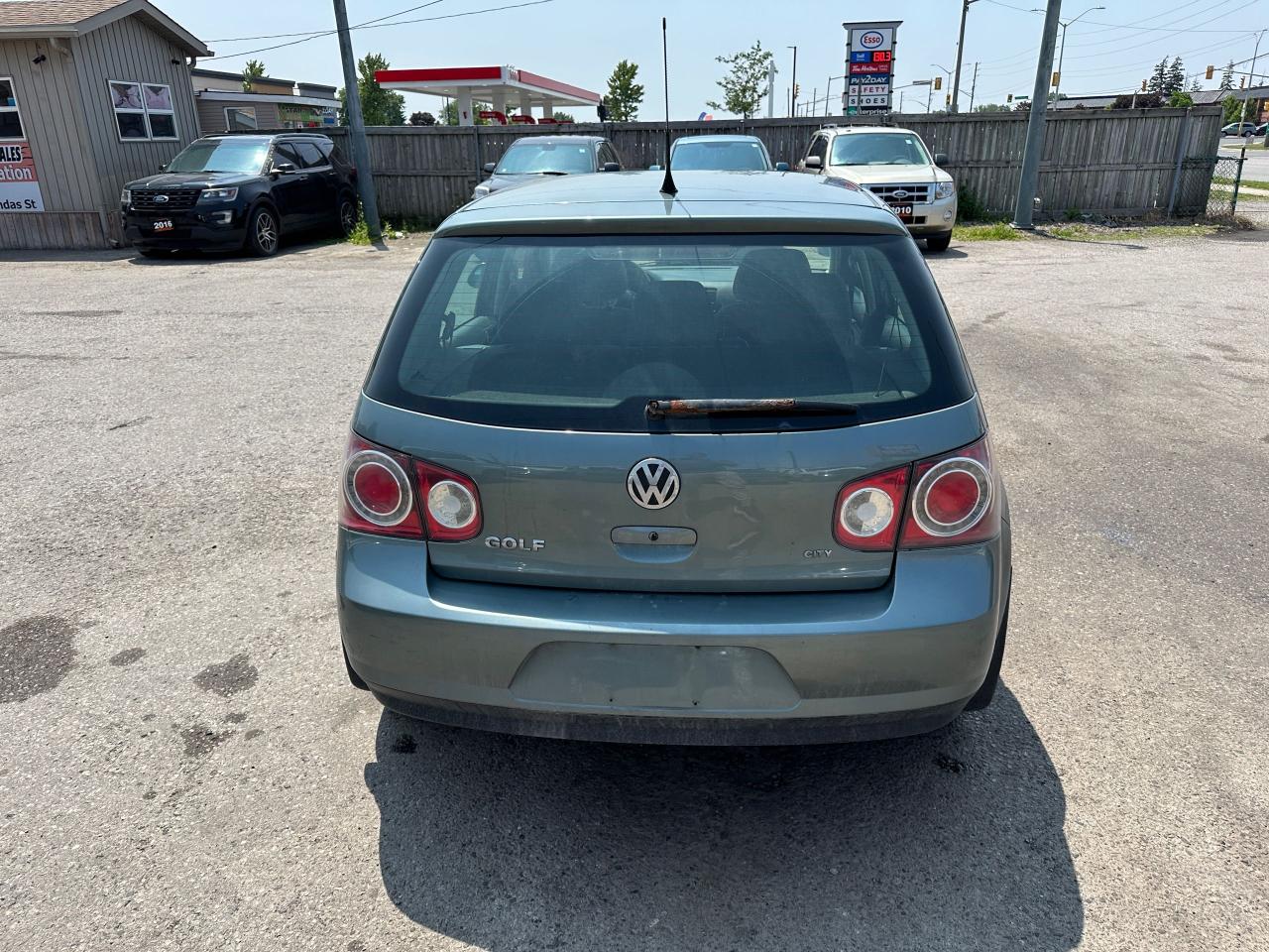 2010 Volkswagen City Golf CITY GOLF, VERY CLEAN, CERTIFED - Photo #4