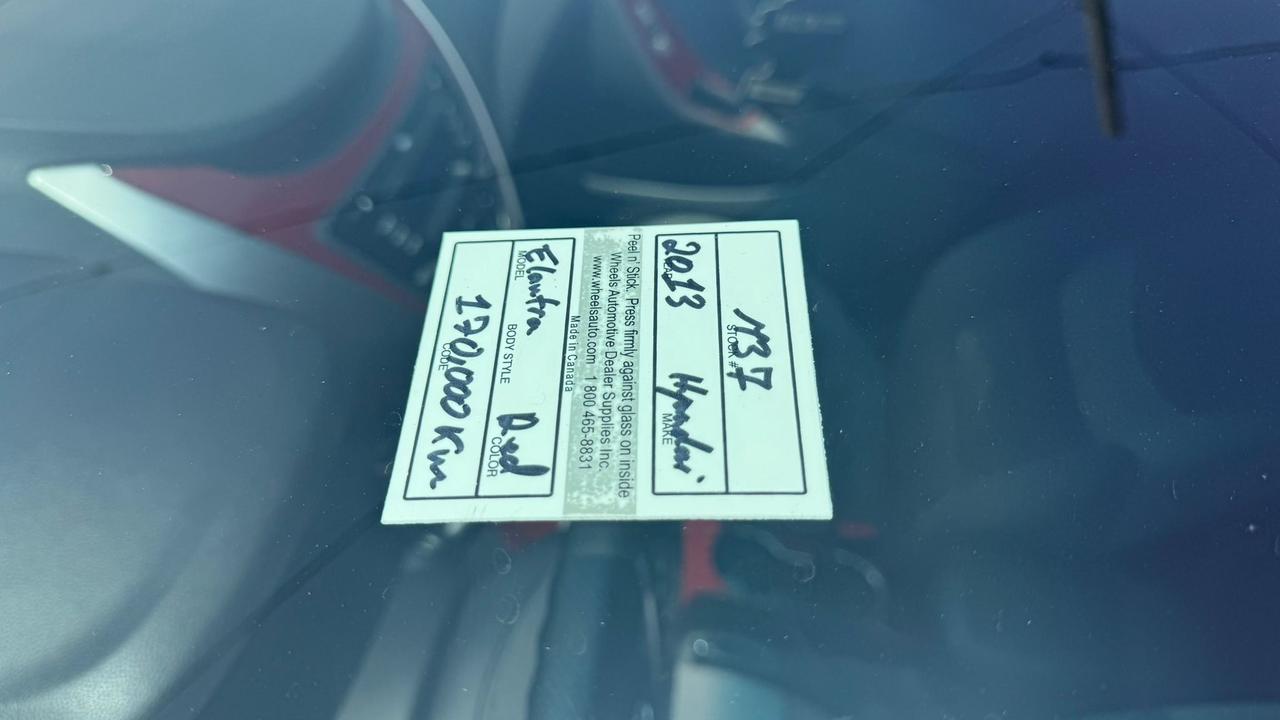 2013 Hyundai Elantra GLS, WELL SERVICED, SUNROOF, CERTIFIED, ONLY 175KM Photo