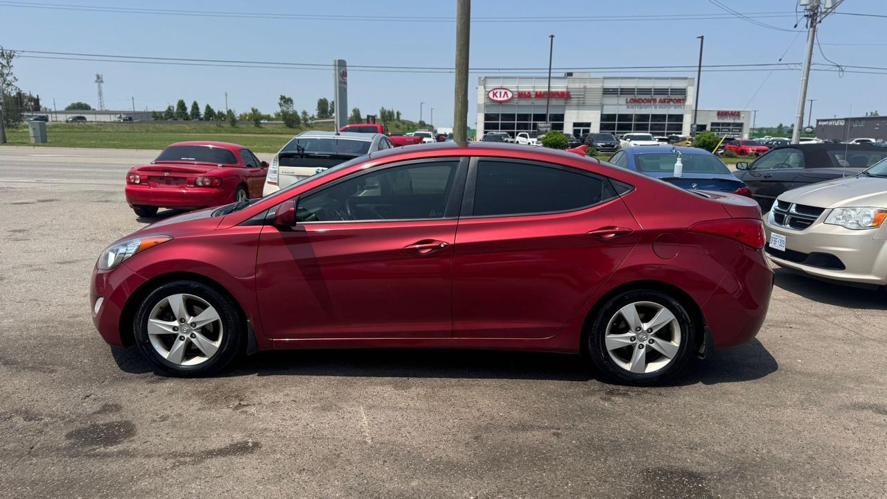 2013 Hyundai Elantra GLS, WELL SERVICED, SUNROOF, CERTIFIED, ONLY 175KM Photo