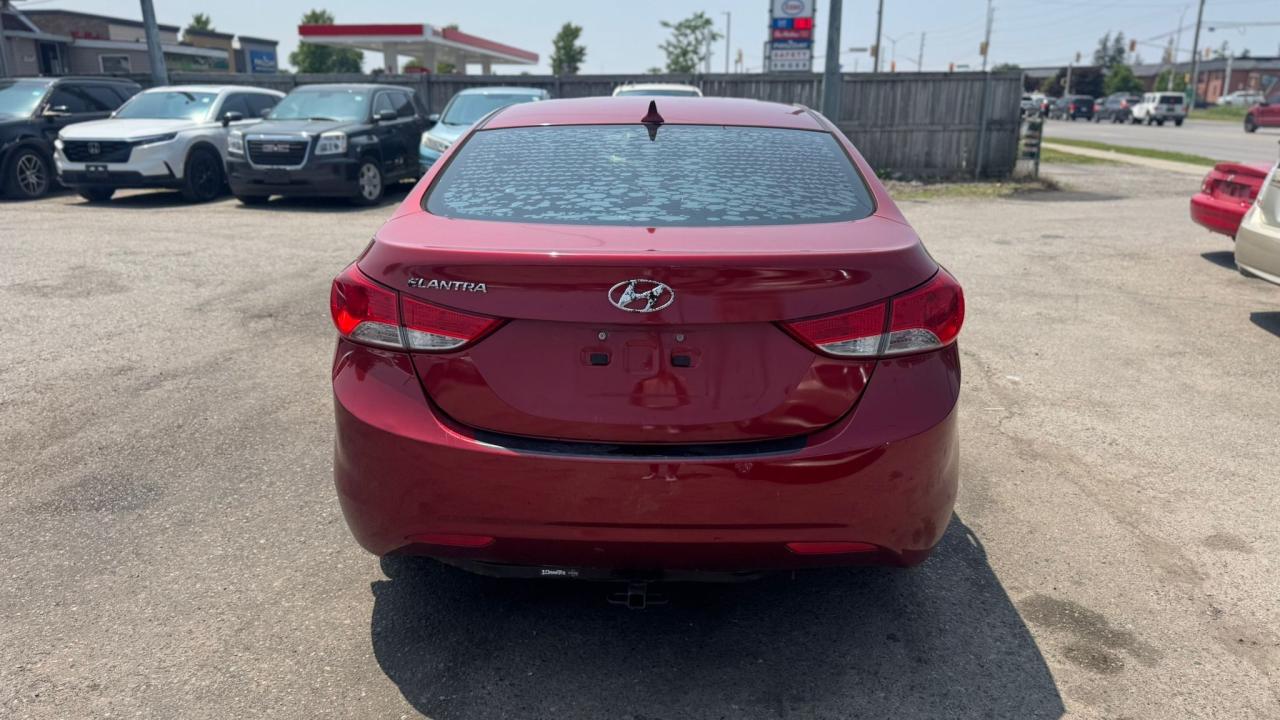 2013 Hyundai Elantra GLS, WELL SERVICED, SUNROOF, CERTIFIED, ONLY 175KM - Photo #4