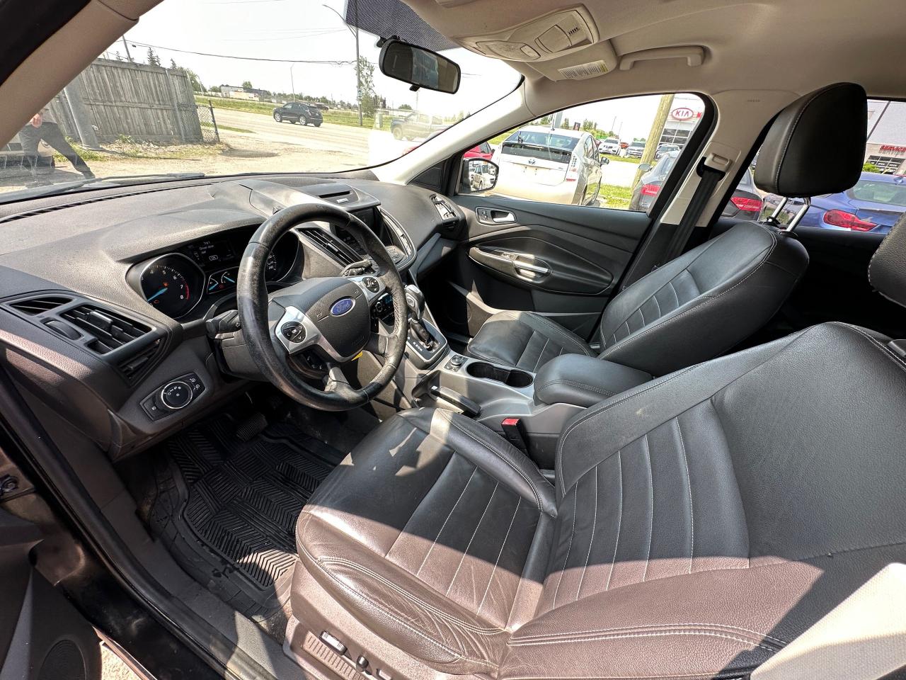 2013 Ford Escape AS IS, SE, RUNS DRIVES, NEEDS WORK - Photo #14