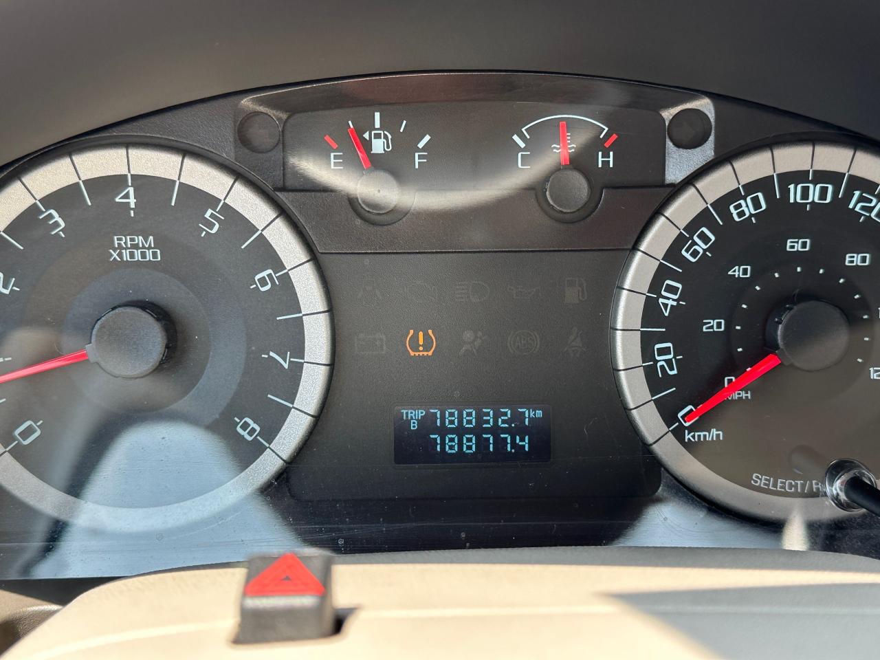 2010 Ford Escape XLT, AUTO, 4 CYL, ONLY 78,000KMS, CERTIFIED - Photo #9