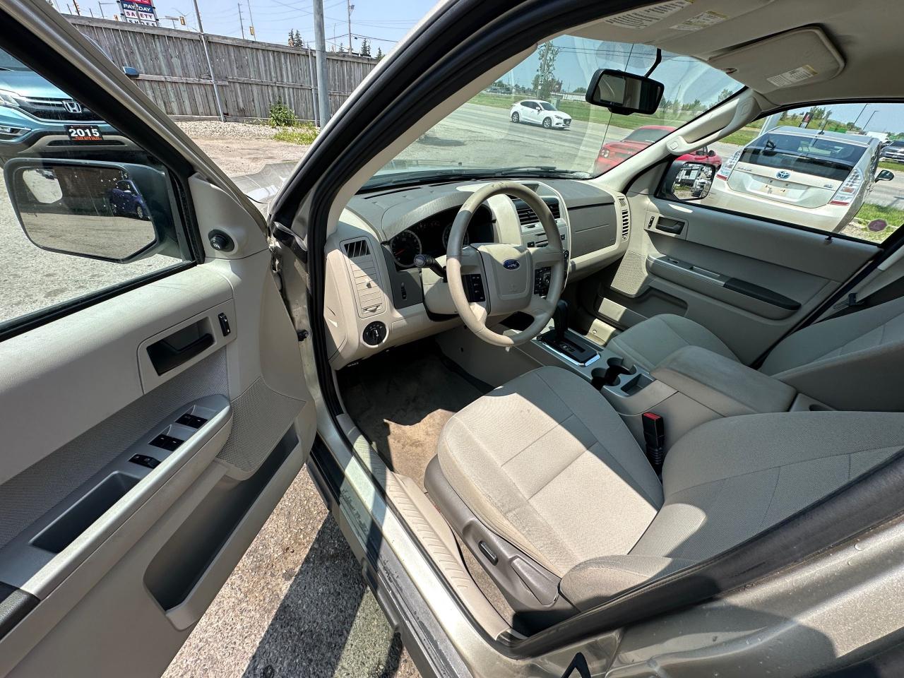2010 Ford Escape XLT, AUTO, 4 CYL, ONLY 78,000KMS, CERTIFIED - Photo #14