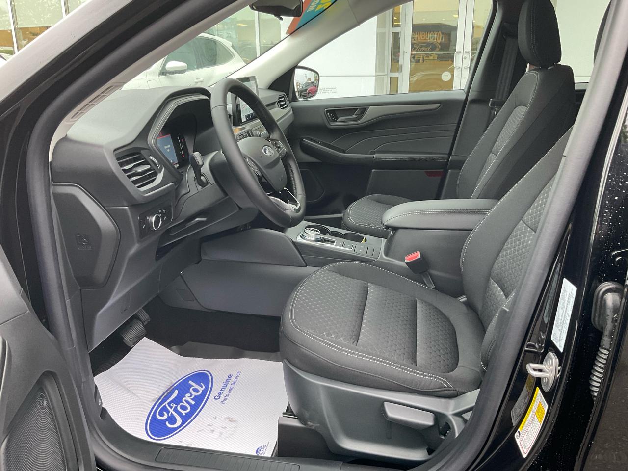 2025 Ford Escape Active Photo5