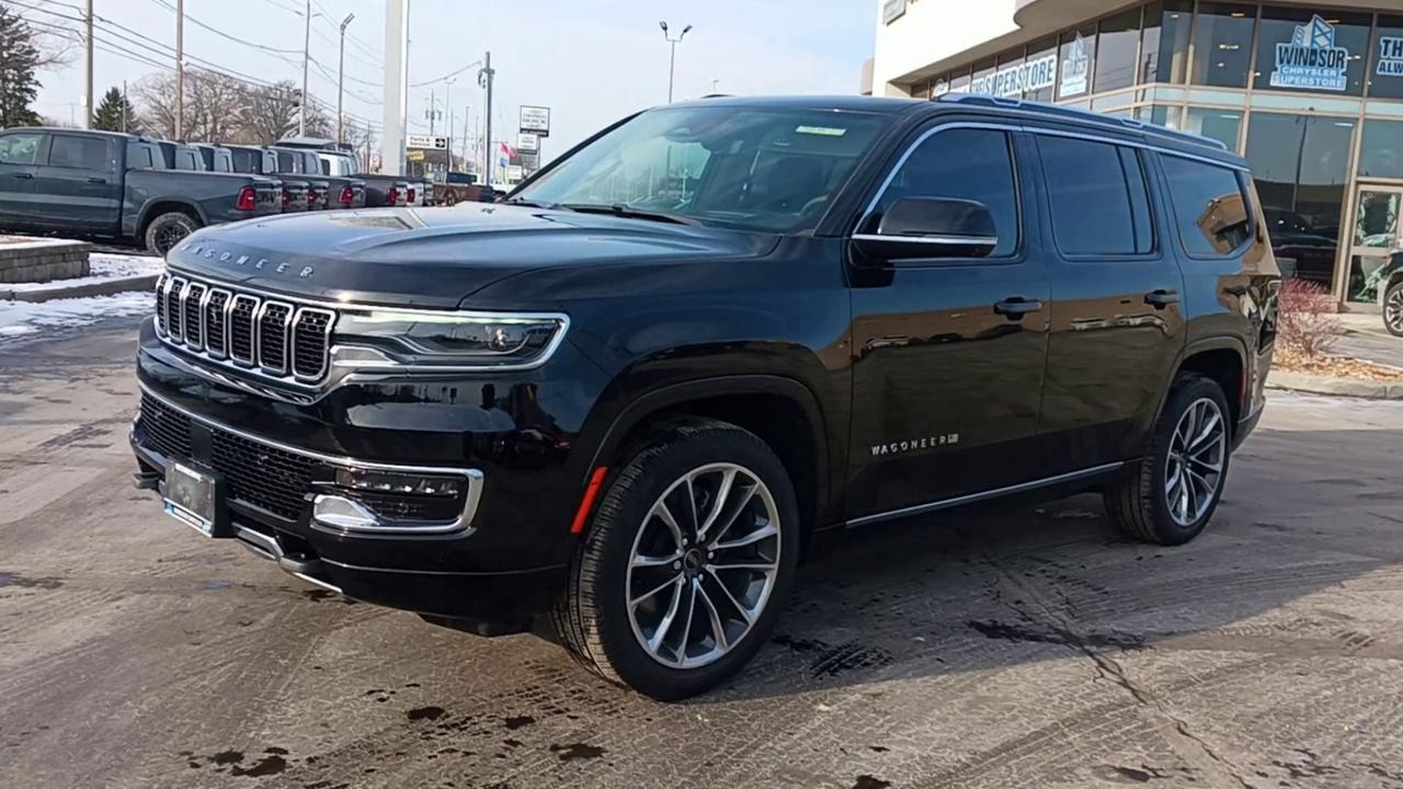 2025 Jeep Wagoneer Series III 4x4 Photo3