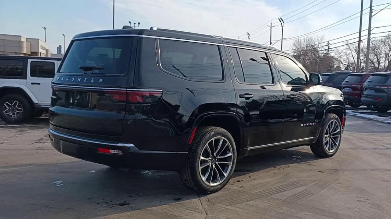 2025 Jeep Wagoneer Series III 4x4 Photo