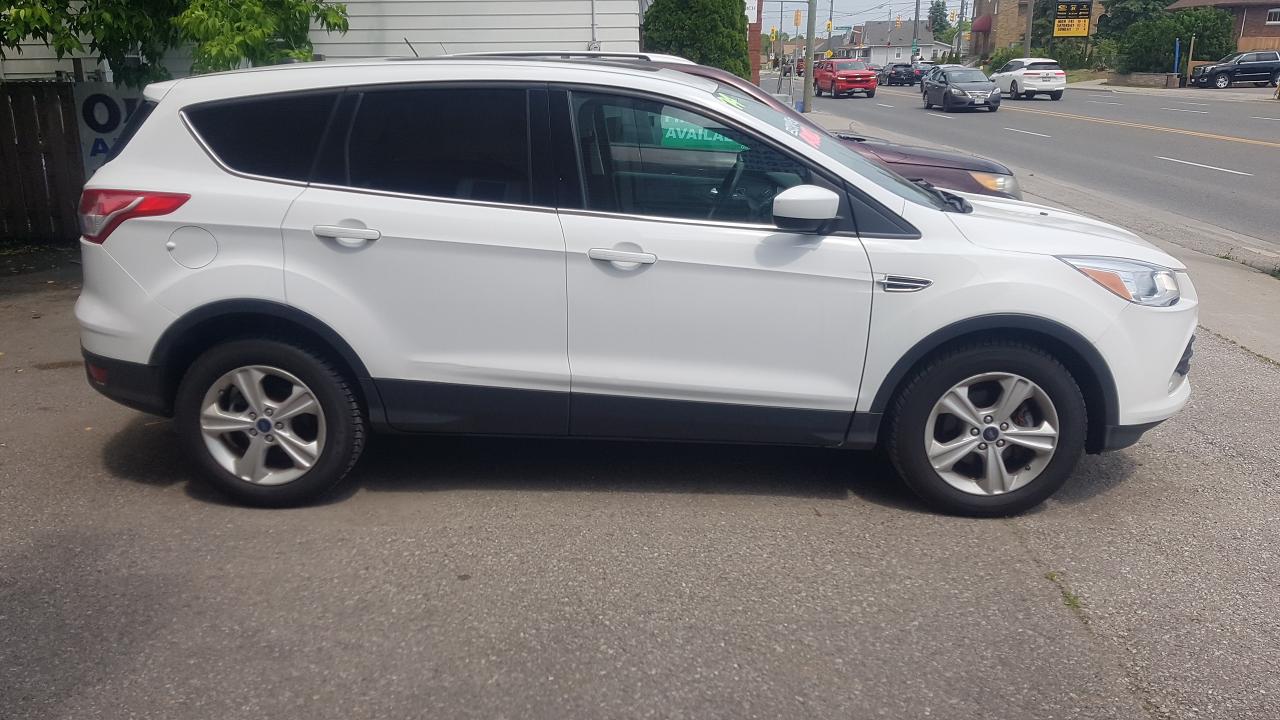 2014 Ford Escape SE - Photo #4