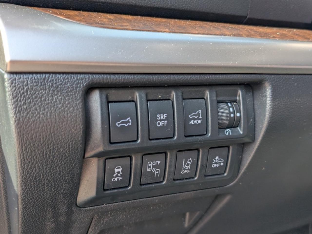 12646389