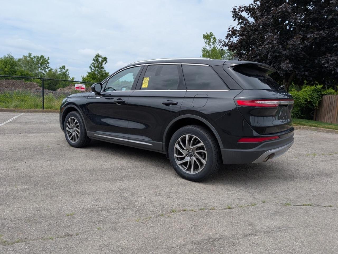 2021 Lincoln Corsair Standard  **BLIND SPOT - PWE GATE** Photo2