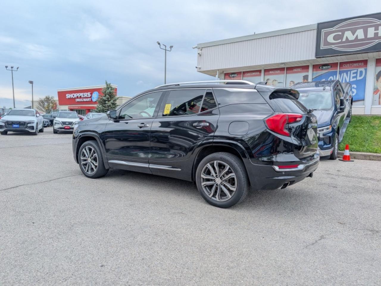 2018 GMC Terrain Denali  **LOW KMS - 1 OWNER** Photo2