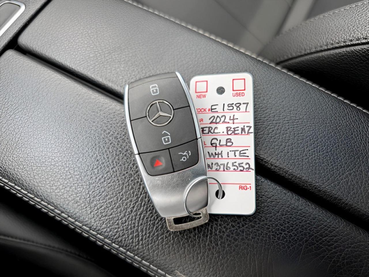 2024 Mercedes-Benz G-Class 250 4MATIC®  **MILD HYBRID - BARGAIN** Photo