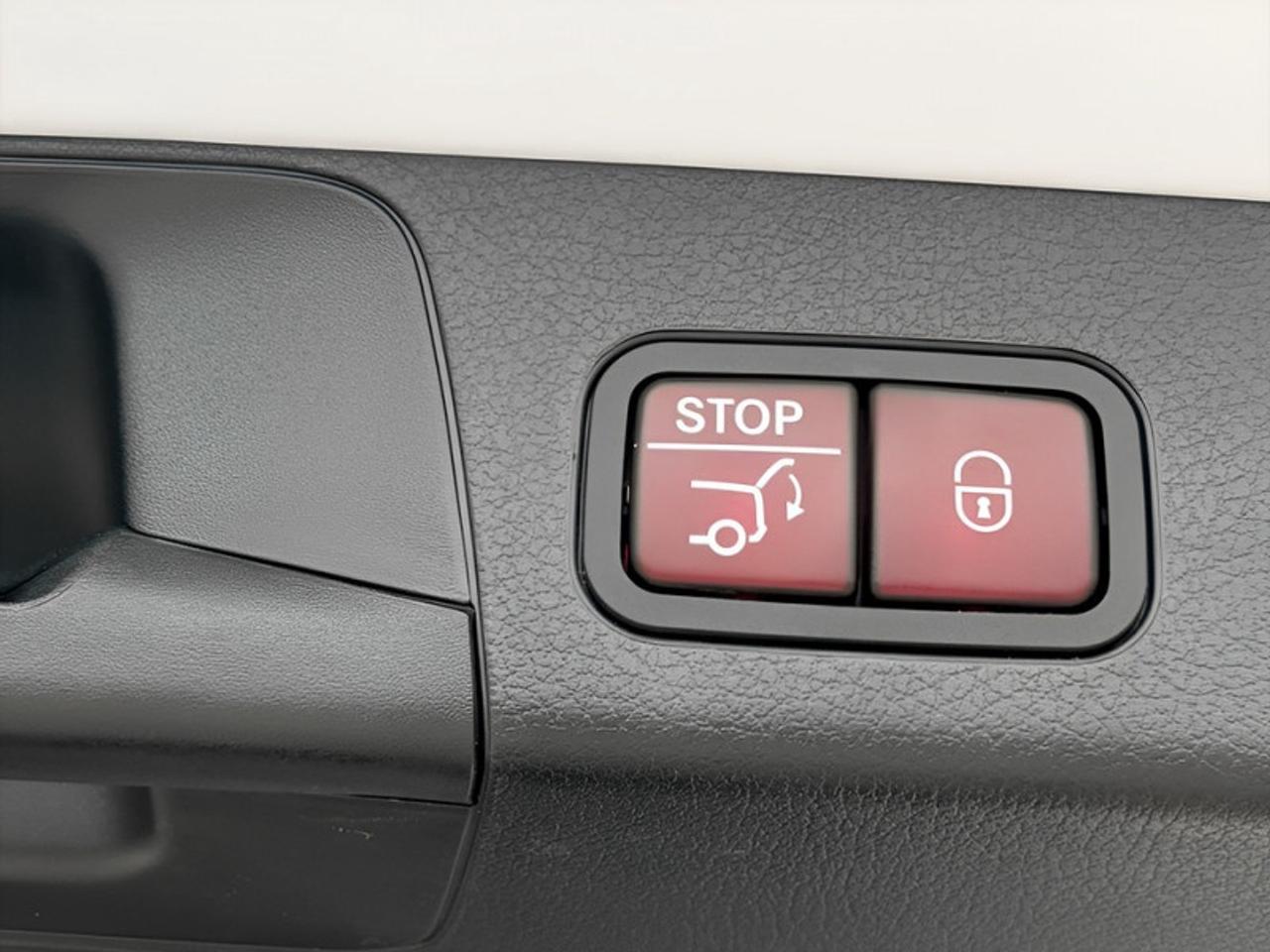 2024 Mercedes-Benz G-Class 250 4MATIC®  **MILD HYBRID - BARGAIN** Photo