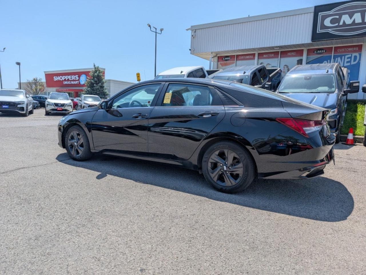 2022 Hyundai Elantra Hybrid Ultimate DCT  **SUNROOF - HTD SW** Photo2