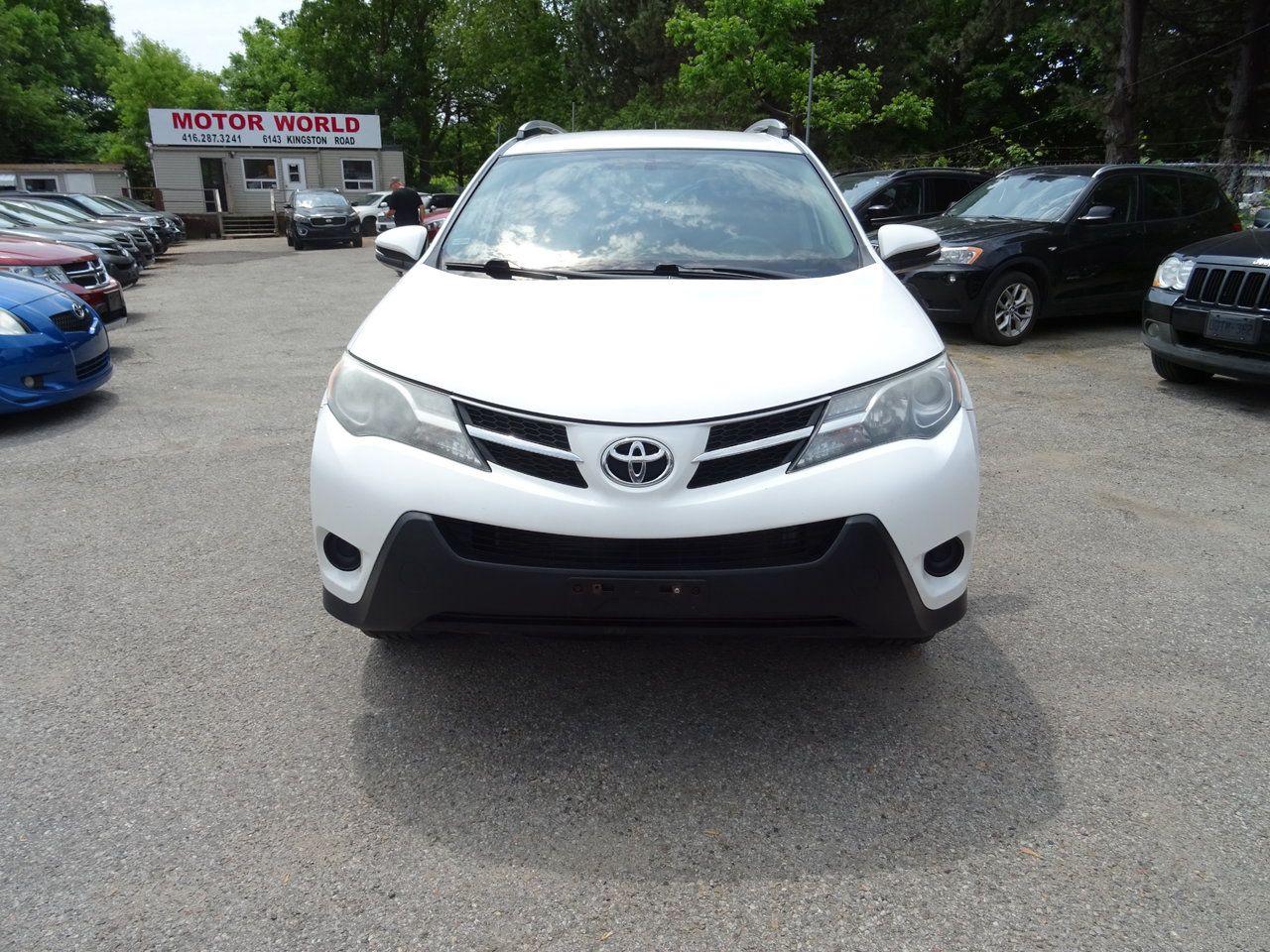 2014 Toyota RAV4 LE - Photo #3