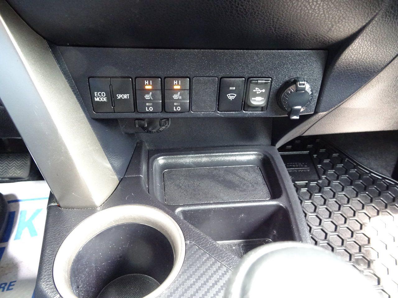 2014 Toyota RAV4 LE - Photo #18