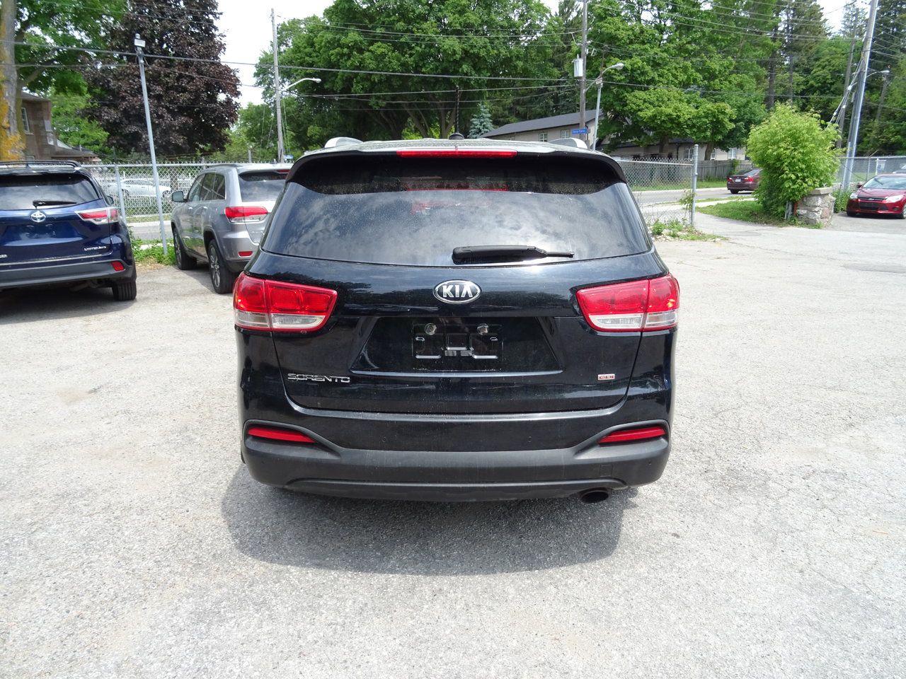 2016 Kia Sorento 2.4L LX - Photo #7