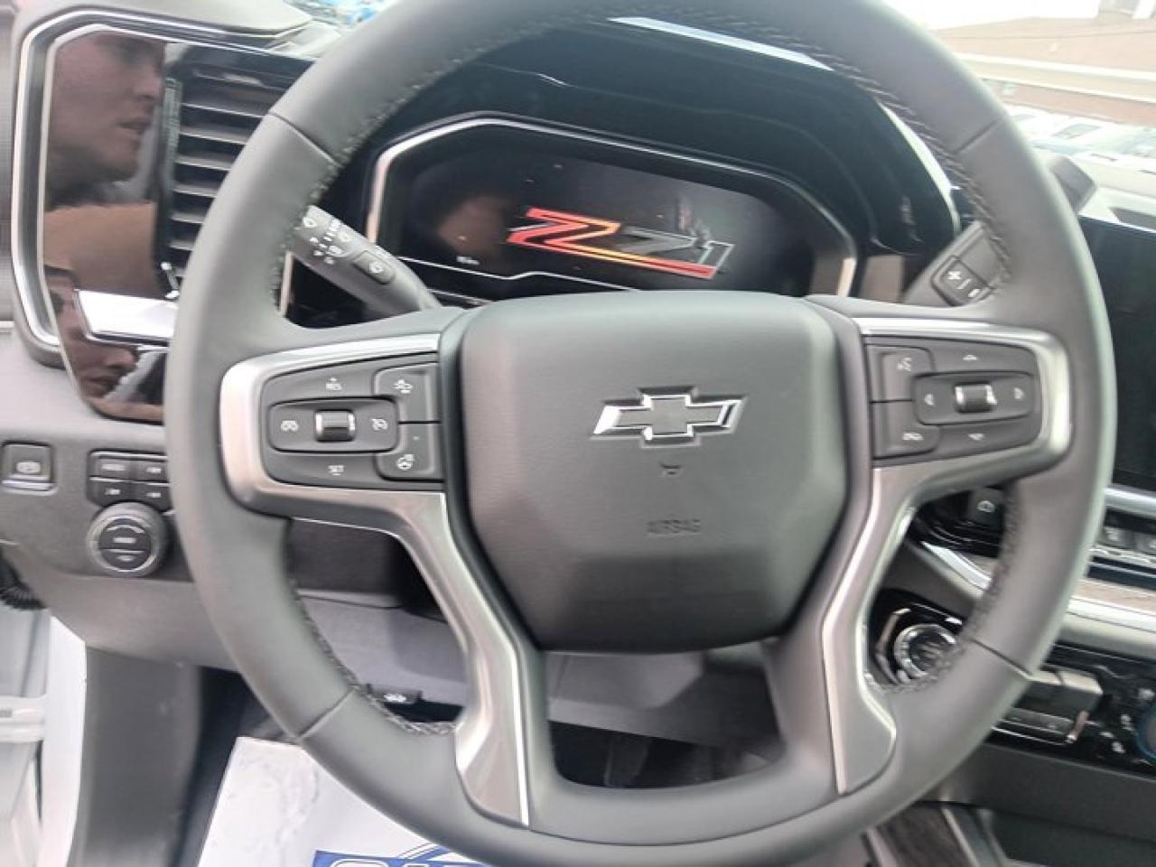 12647073