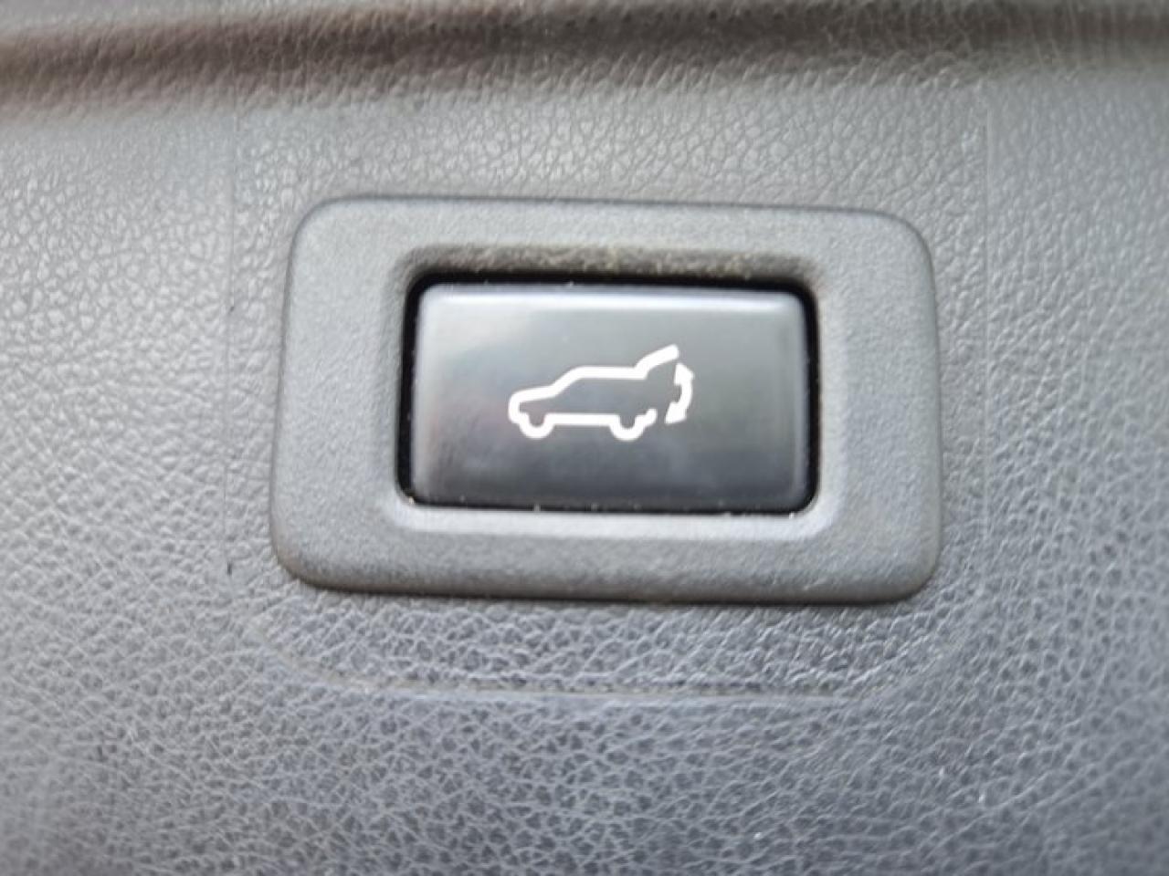 12647109