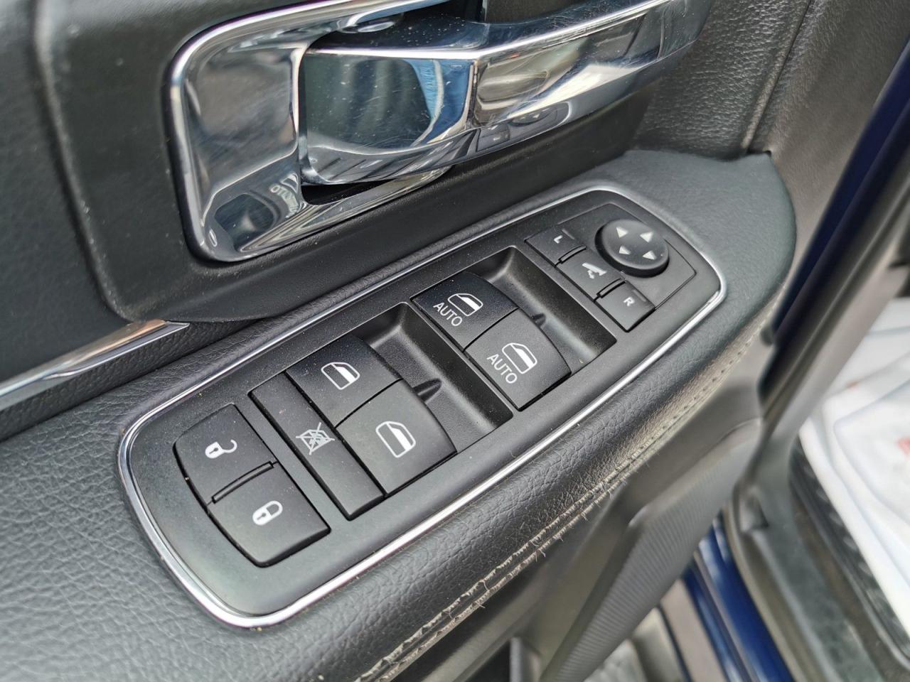 2018 RAM 2500 Laramie  SWB - Photo #10