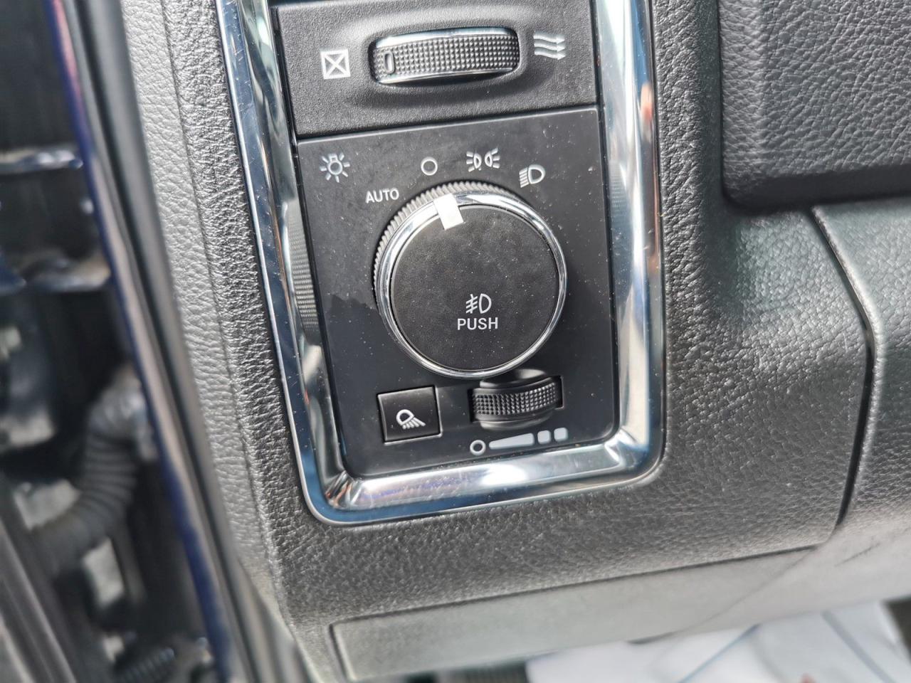 2018 RAM 2500 Laramie  SWB - Photo #25