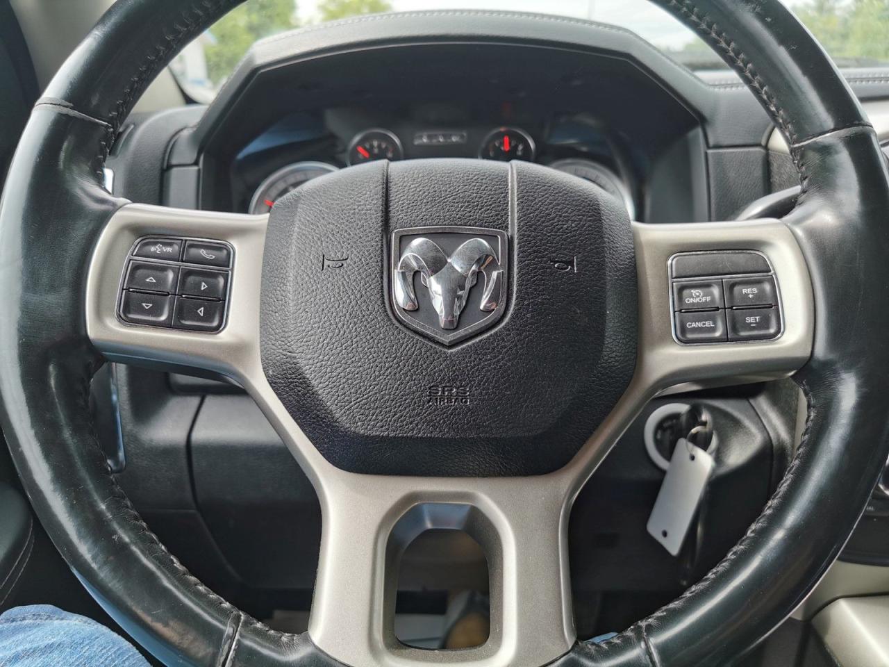2018 RAM 2500 Laramie  SWB - Photo #26