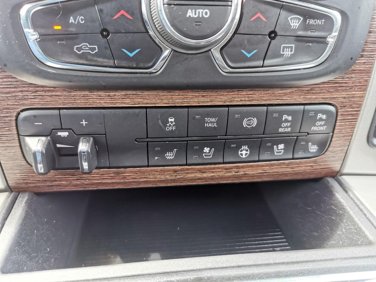 2018 RAM 2500 Laramie  SWB - Photo #29