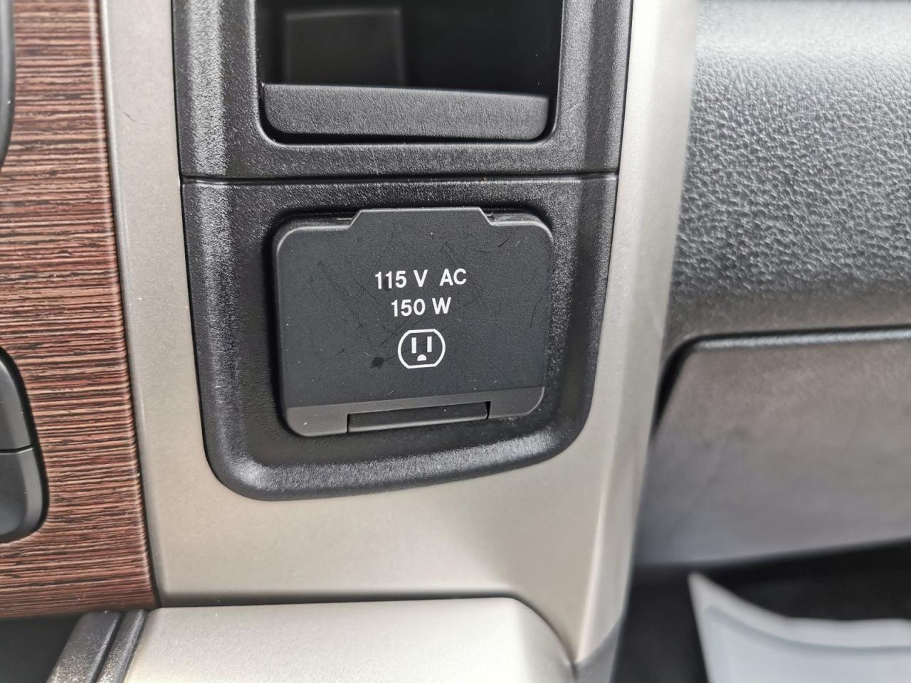 2018 RAM 2500 Laramie  SWB - Photo #31