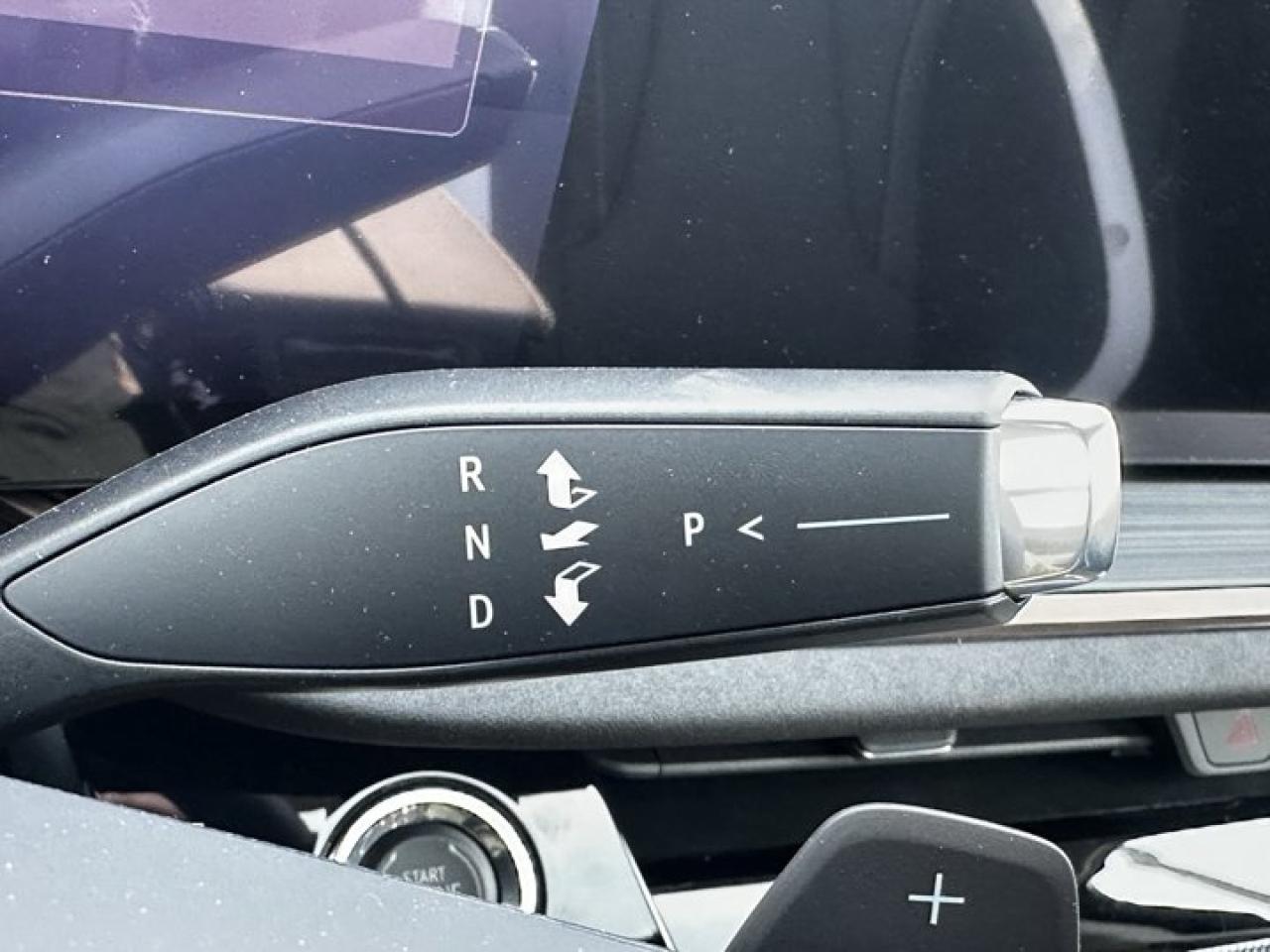12647373