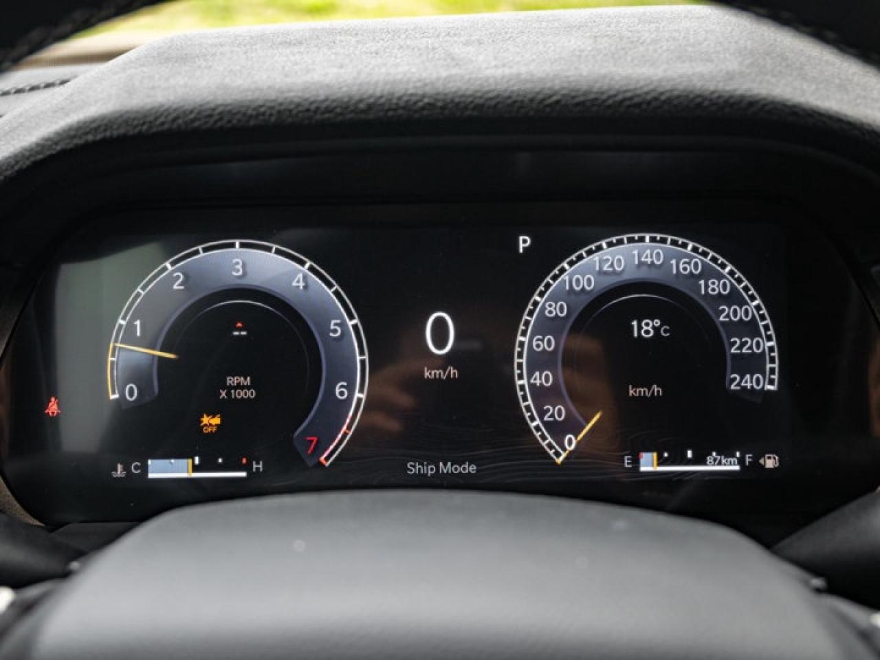 2025 Jeep Grand Cherokee Altitude Photo2