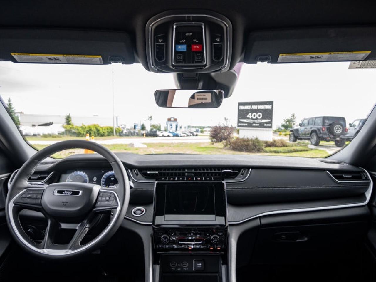 2025 Jeep Grand Cherokee Altitude Photo