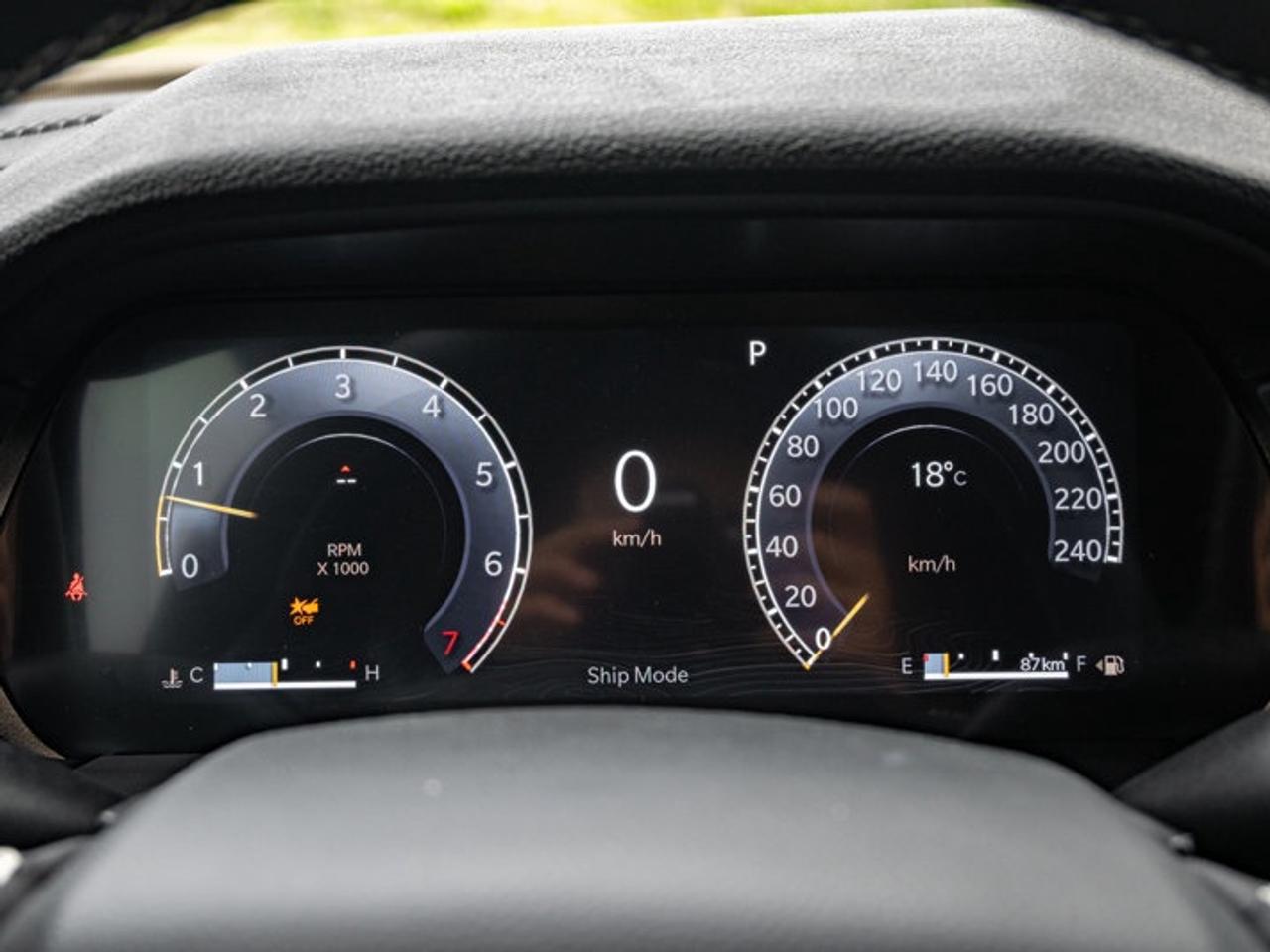 2025 Jeep Grand Cherokee Altitude Photo2