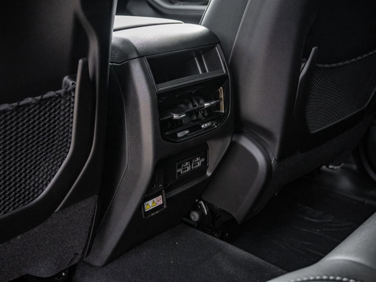 2025 Jeep Grand Cherokee Altitude Photo