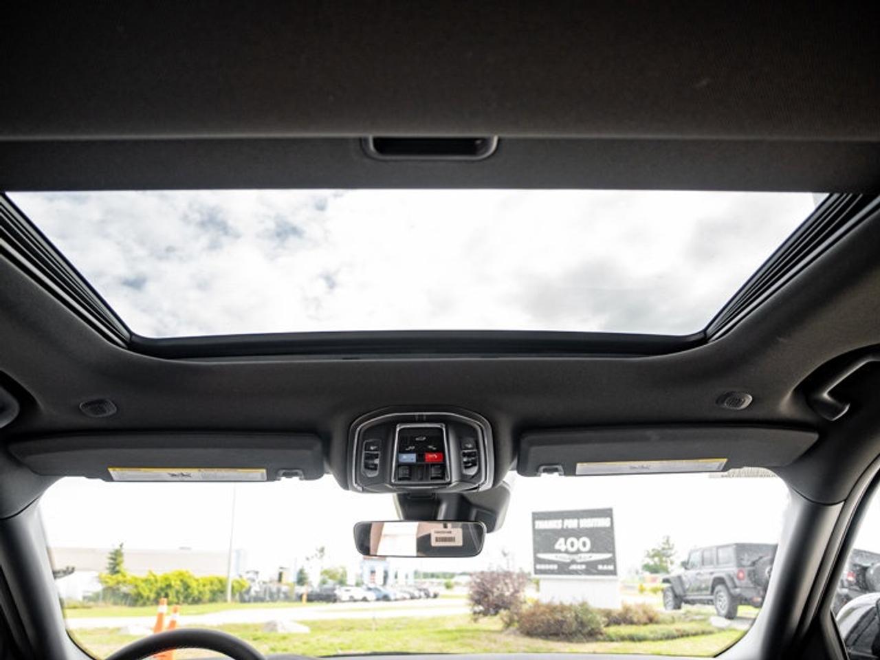 2025 Jeep Grand Cherokee Altitude Photo