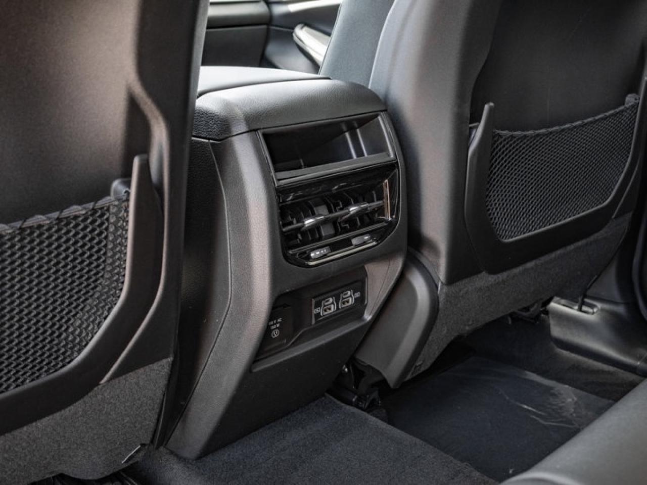 2025 Jeep Grand Cherokee Altitude Photo