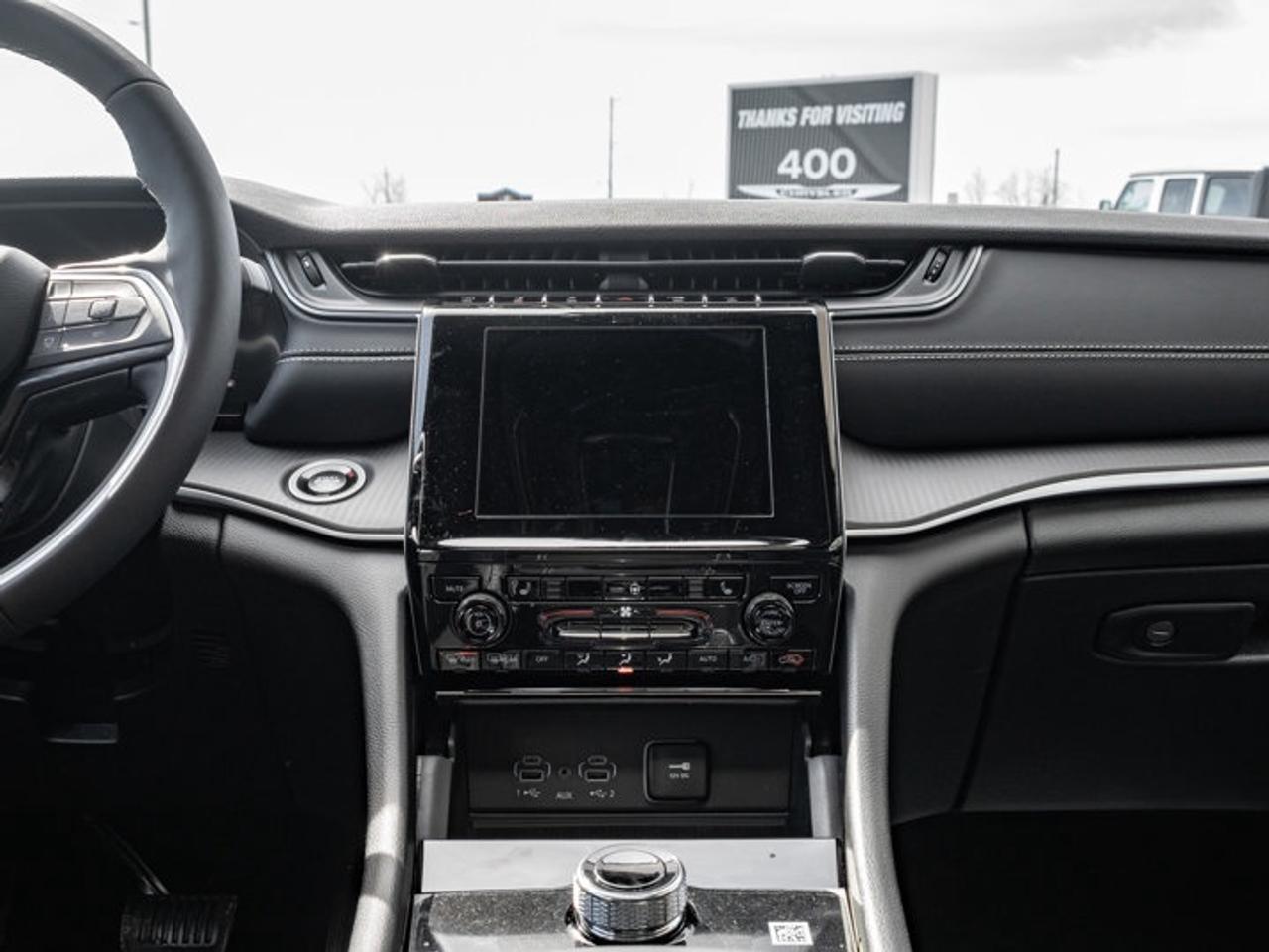 2025 Jeep Grand Cherokee Altitude Photo