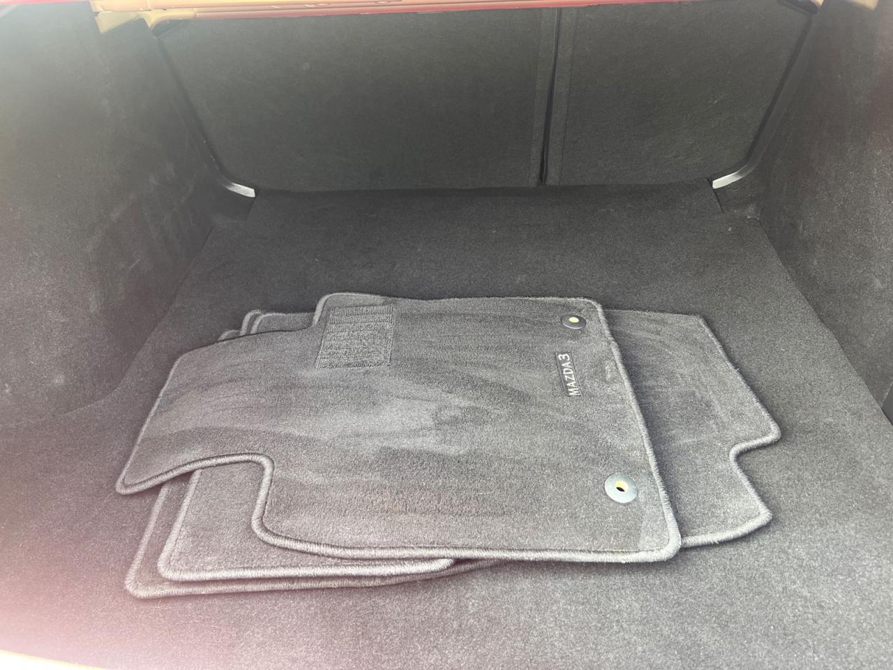 2019 Mazda MAZDA3 GS - Photo #8