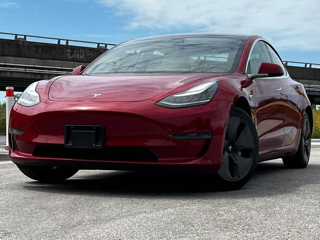 Used 2019 Tesla Model 3 Standard Range PLUS/ FSD/ WHITE INTERIOR/ CLEAN TITLE for sale in Richmond, BC