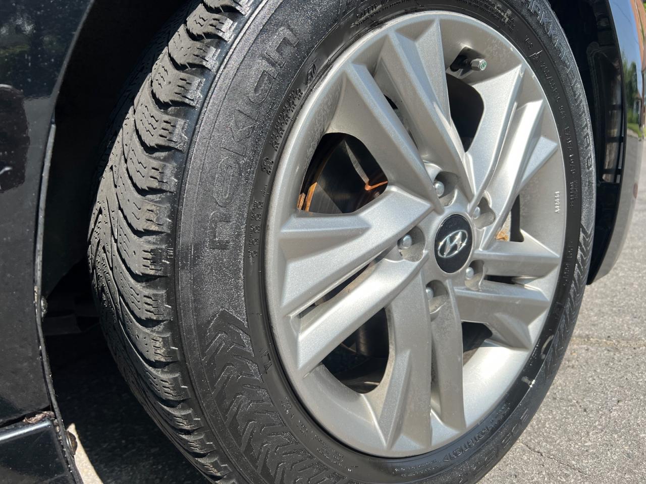 2020 Hyundai Elantra Preferred - Photo #12