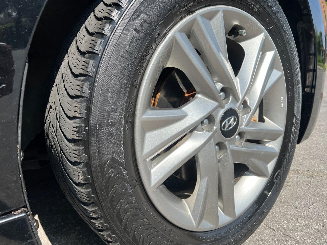 2020 Hyundai Elantra Preferred - Photo #12