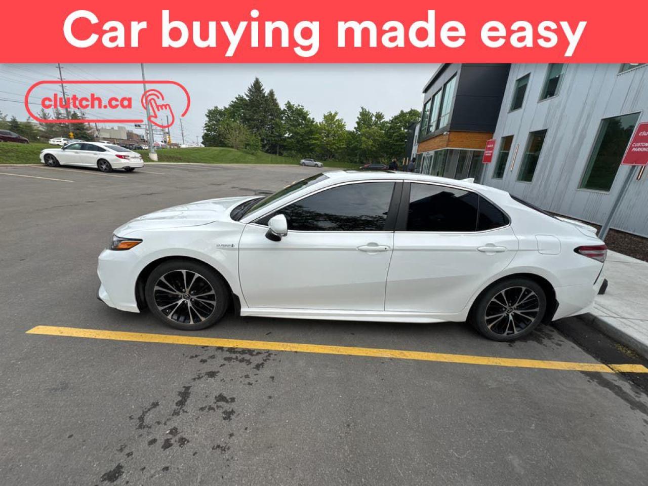 Used 2020 Toyota Camry HYBRID SE w/ Upgrade Pkg. w/ Apple CarPlay, Heated Front Seats, Rearview Cam for sale in Toronto, ON