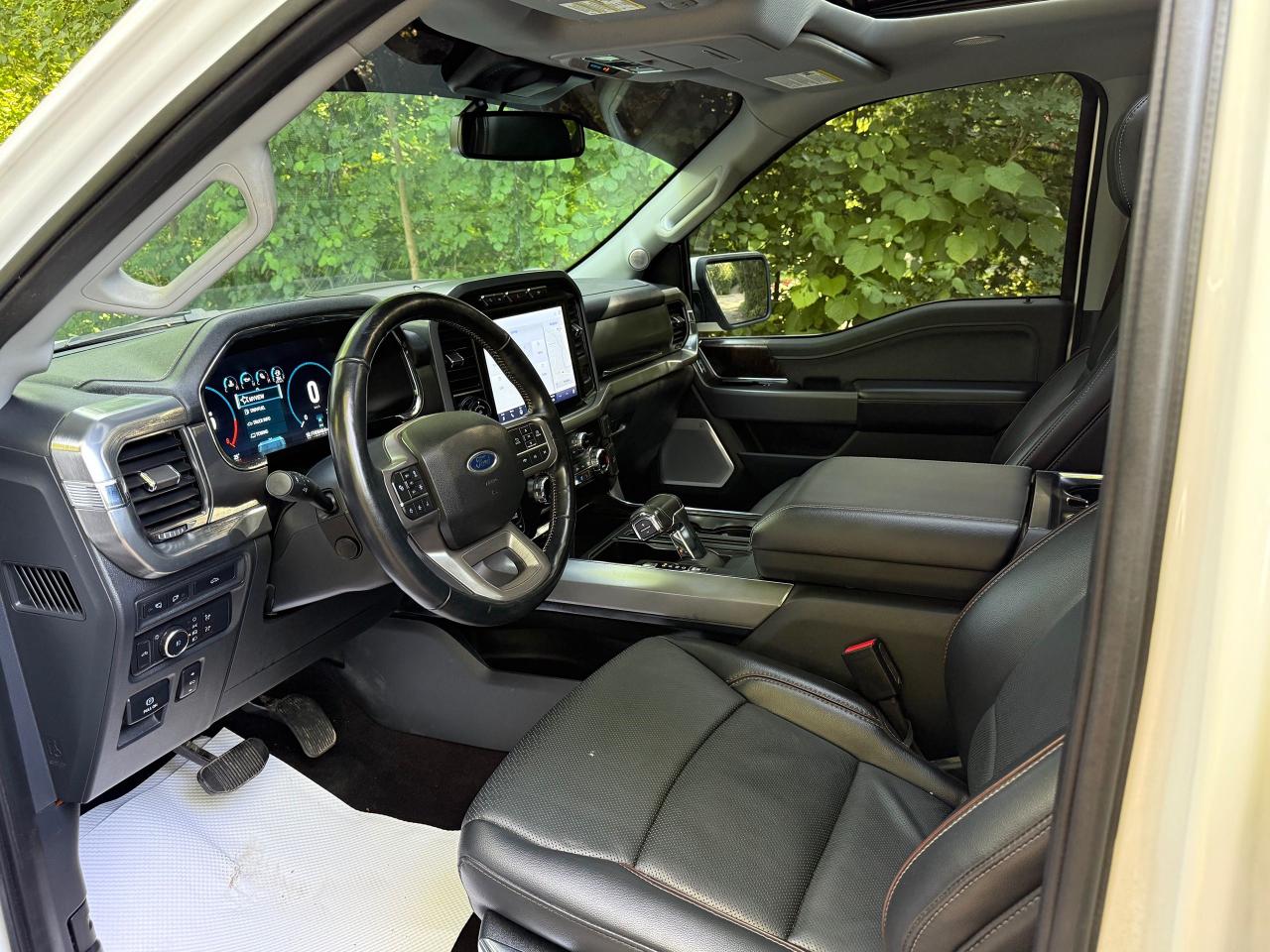 2021 Ford F-150 Lariat - Photo #9