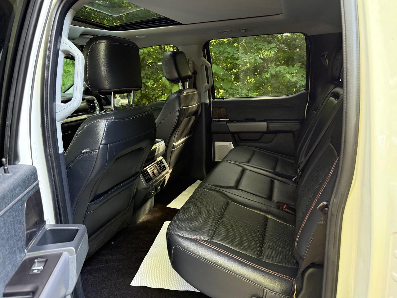 2021 Ford F-150 Lariat - Photo #10