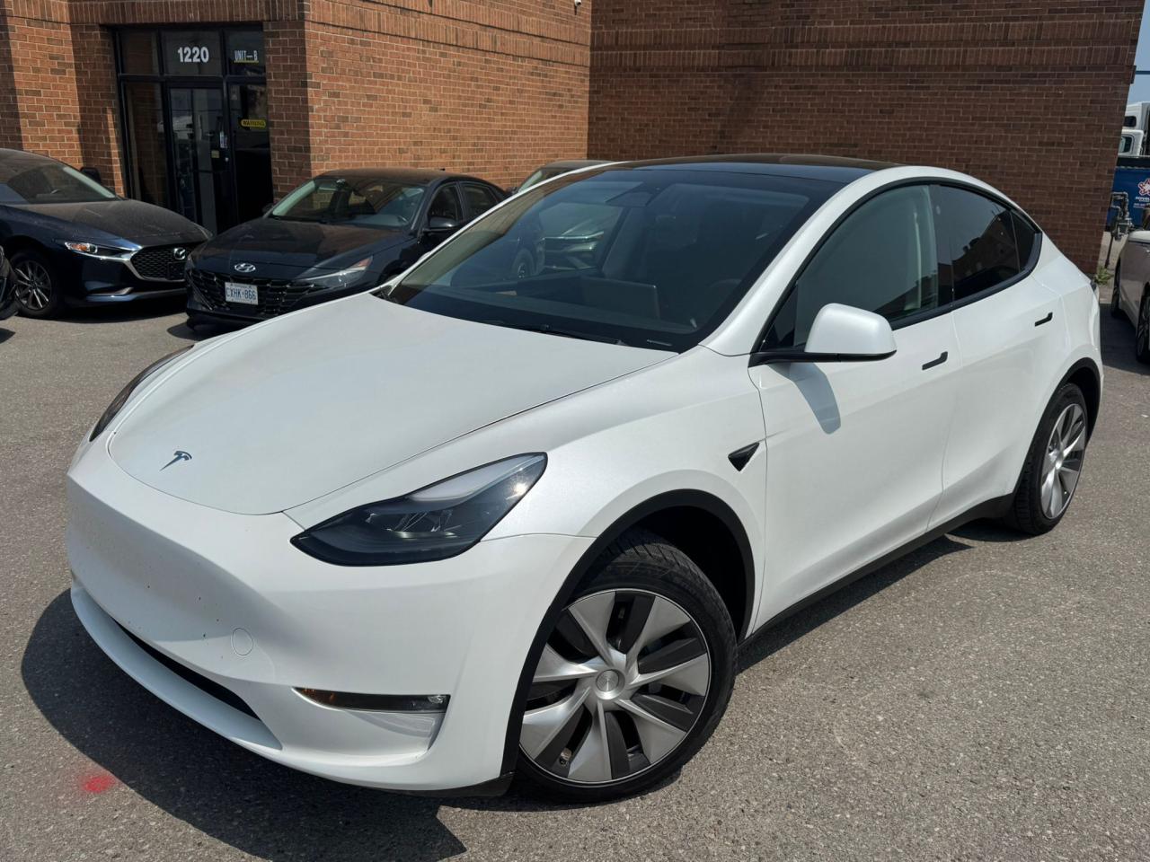 Used 2023 Tesla Model Y LONG RANGE for sale in Mississauga, ON