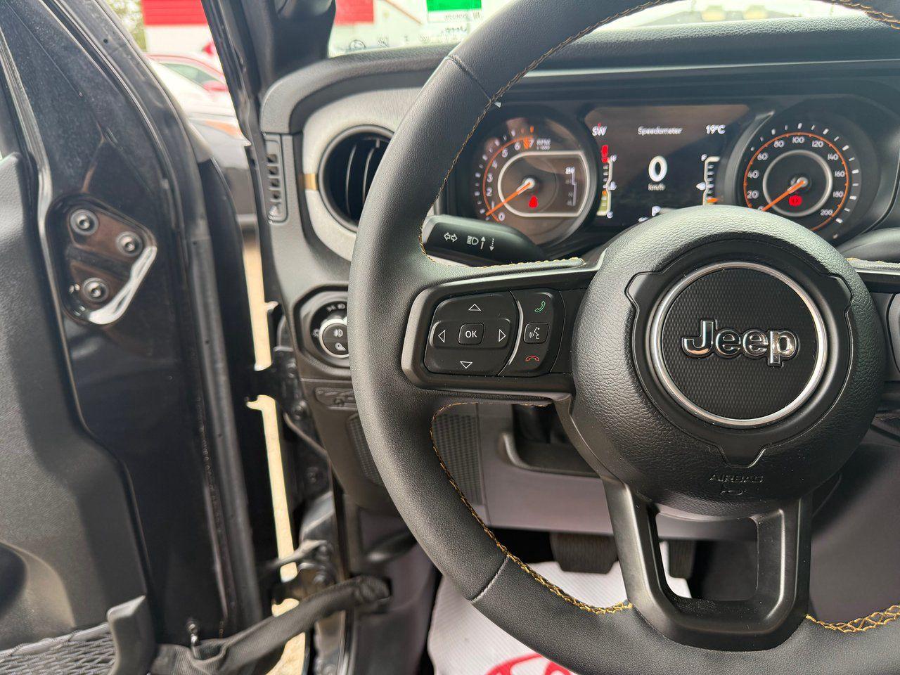 2024 Jeep Gladiator NightHawk Photo