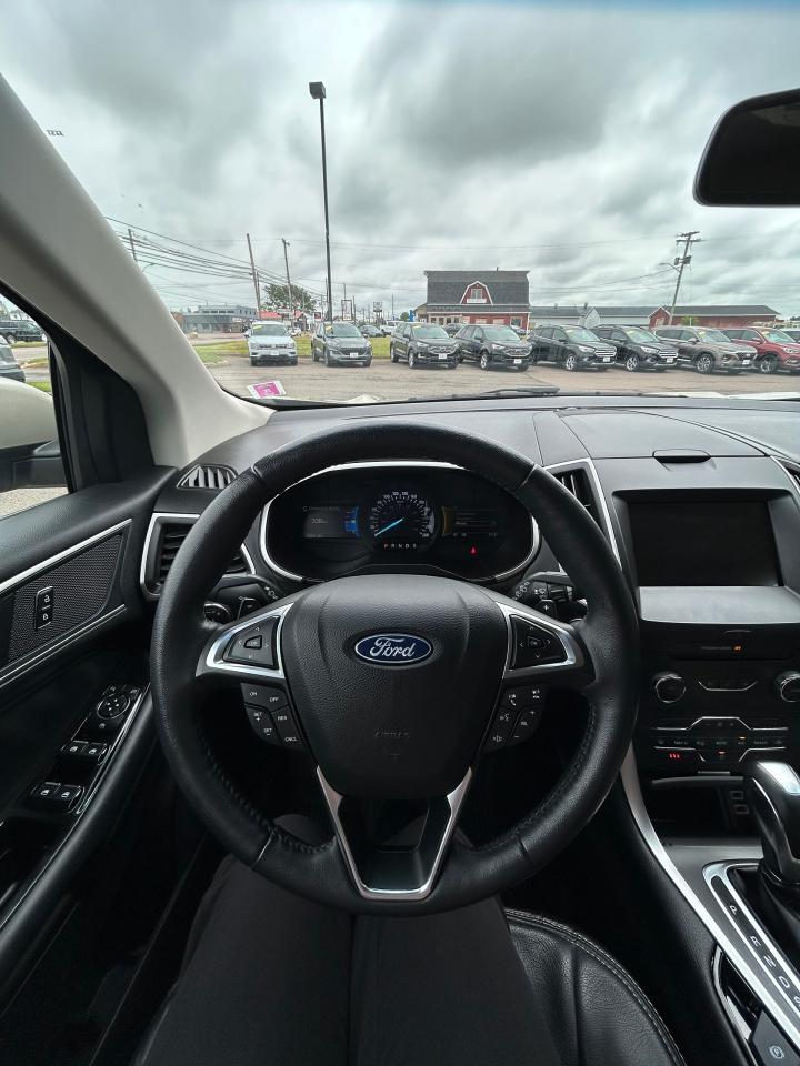 2018 Ford Edge SEL - Photo #9