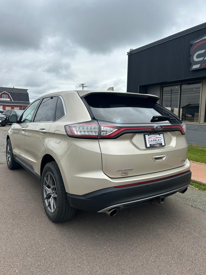 2018 Ford Edge SEL - Photo #6