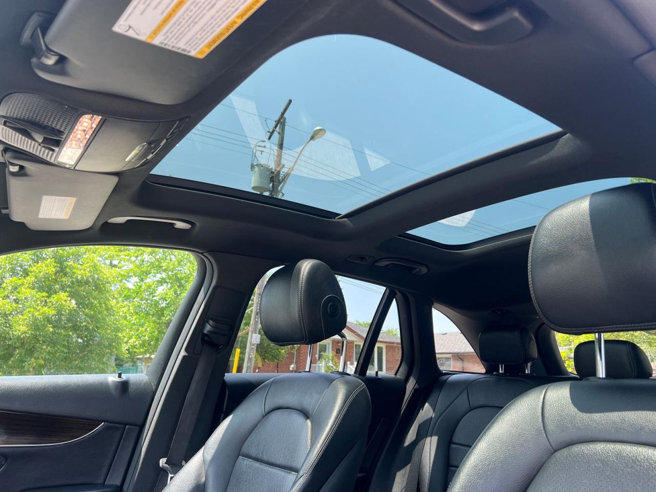2019 Mercedes-Benz GLC-Class GLC300 4MATIC - Photo #25